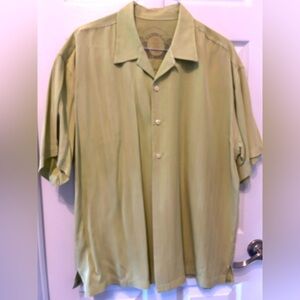 Tommy Bahama button down shirt in like new condition- size 2XL